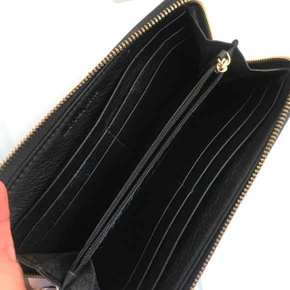 Michael kors wallet - Picture 3 of 3